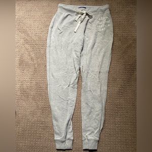 gray aeropostale sweatpants